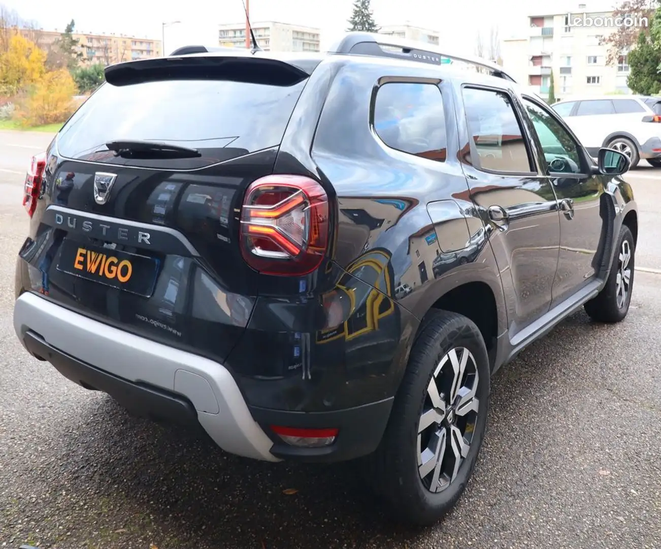 Dacia Duster 1.3 tce 130 ch 15-ans 4x2 prestige %2B camera 360 Zwart - 2