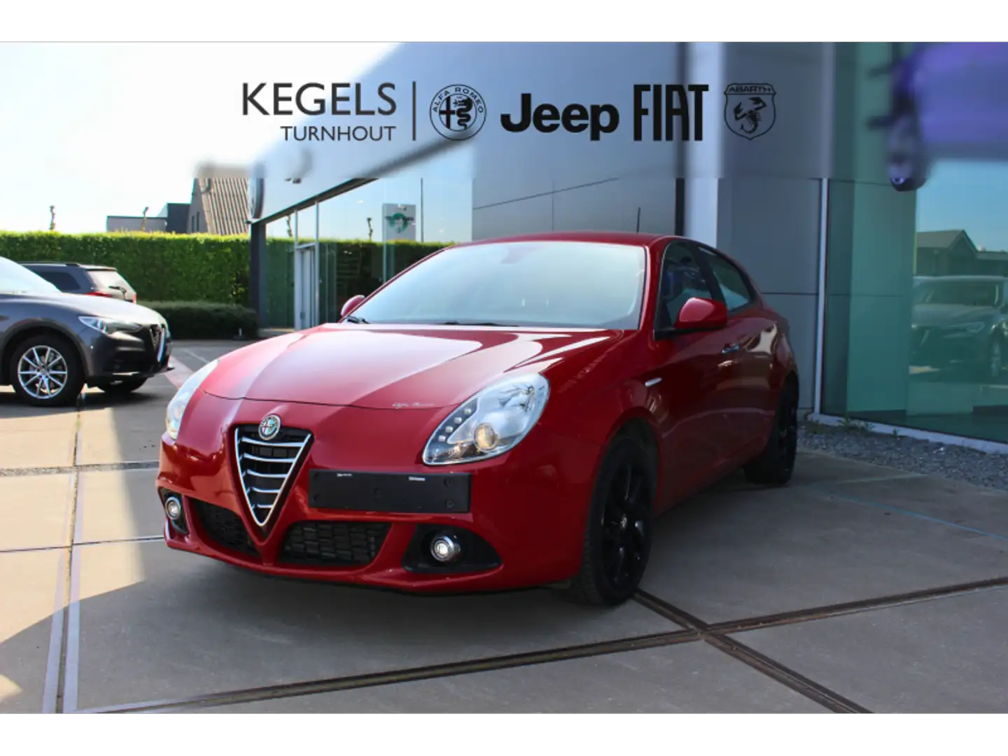 Alfa Romeo Giulietta Distinctive Rouge - 1
