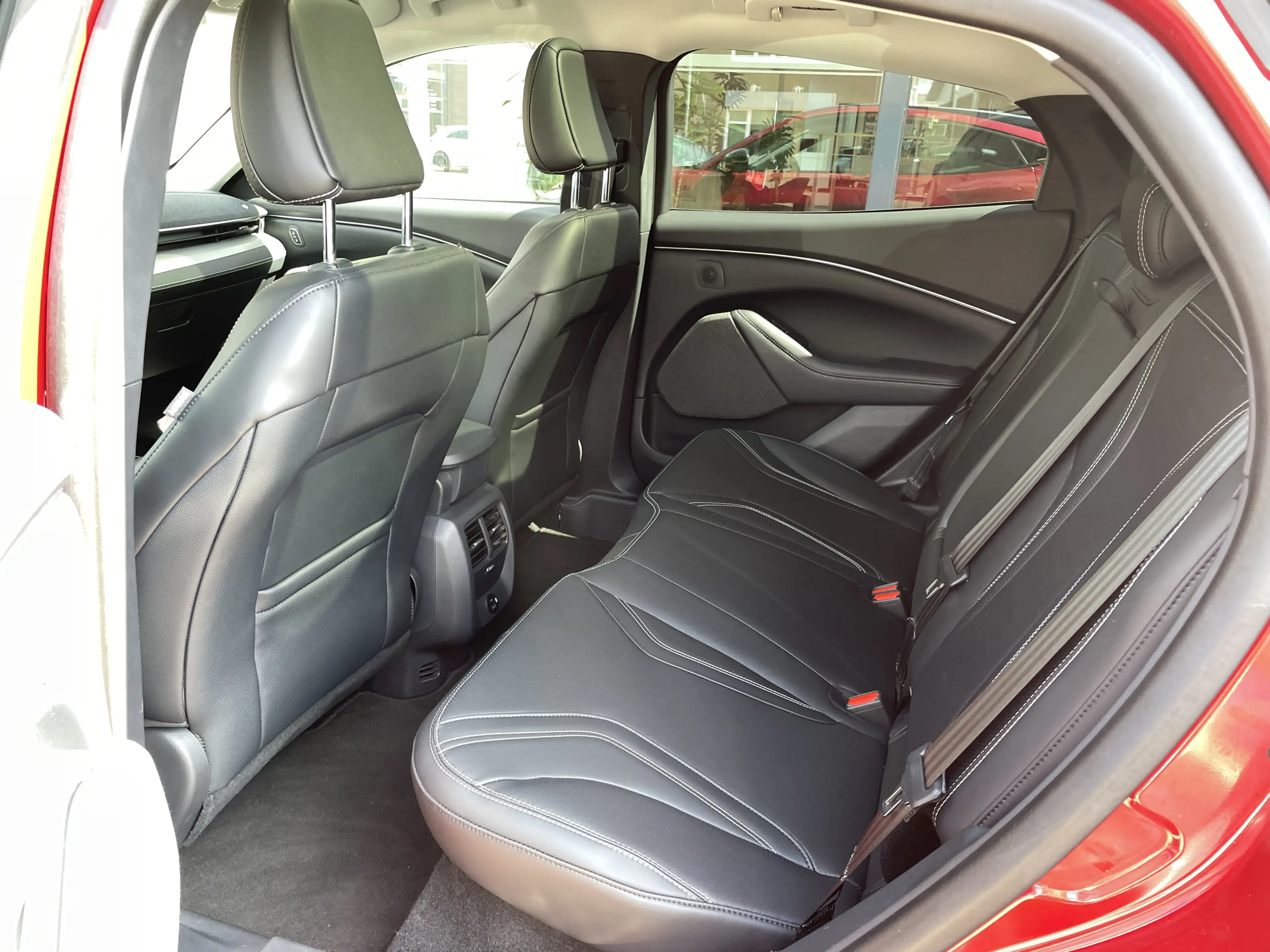Ford Mustang Mach-E Panorama*Kamera*ACC*75kWh — photo 13