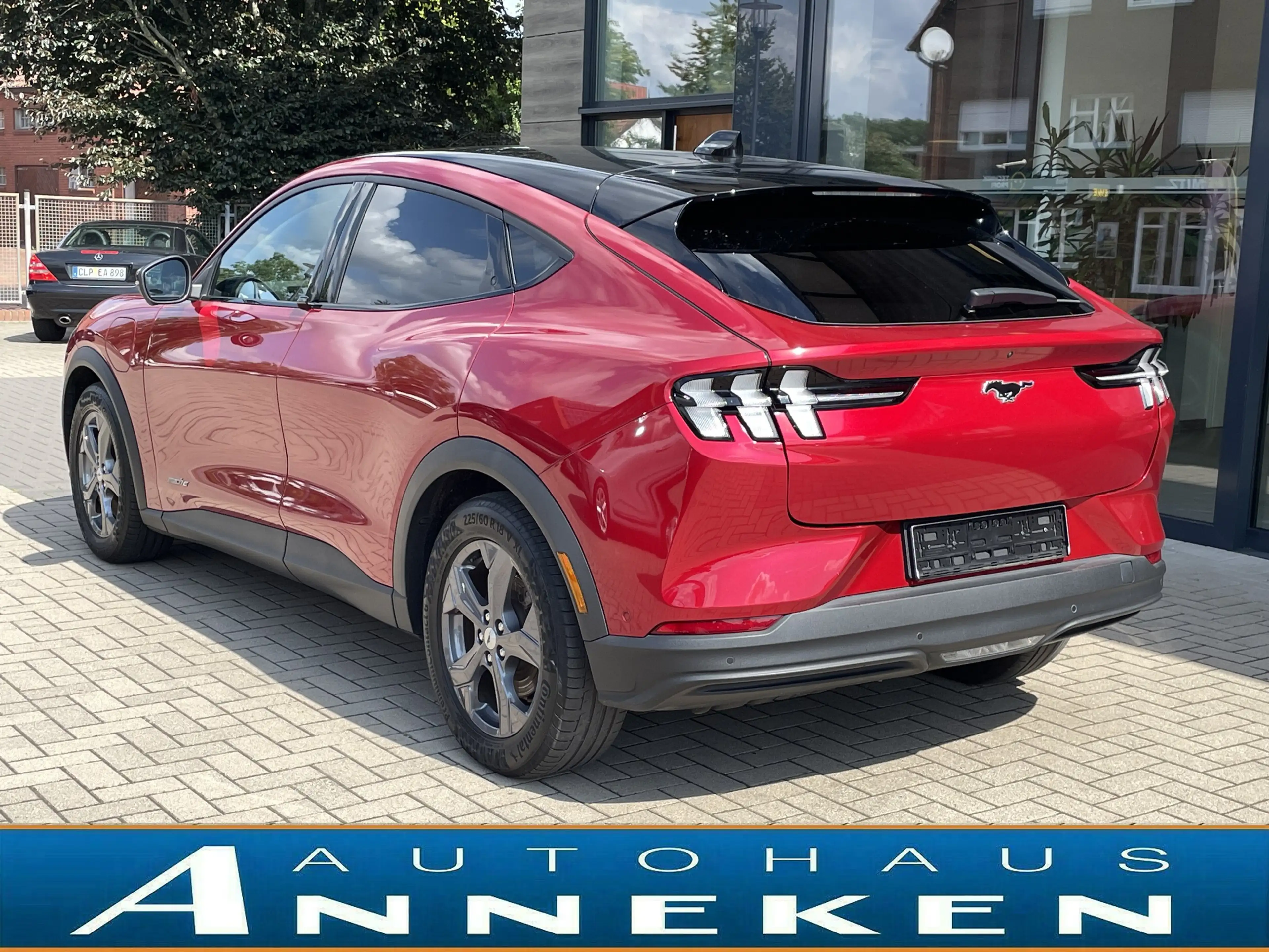 Ford Mustang Mach-E Panorama*Kamera*ACC*75kWh — photo 4