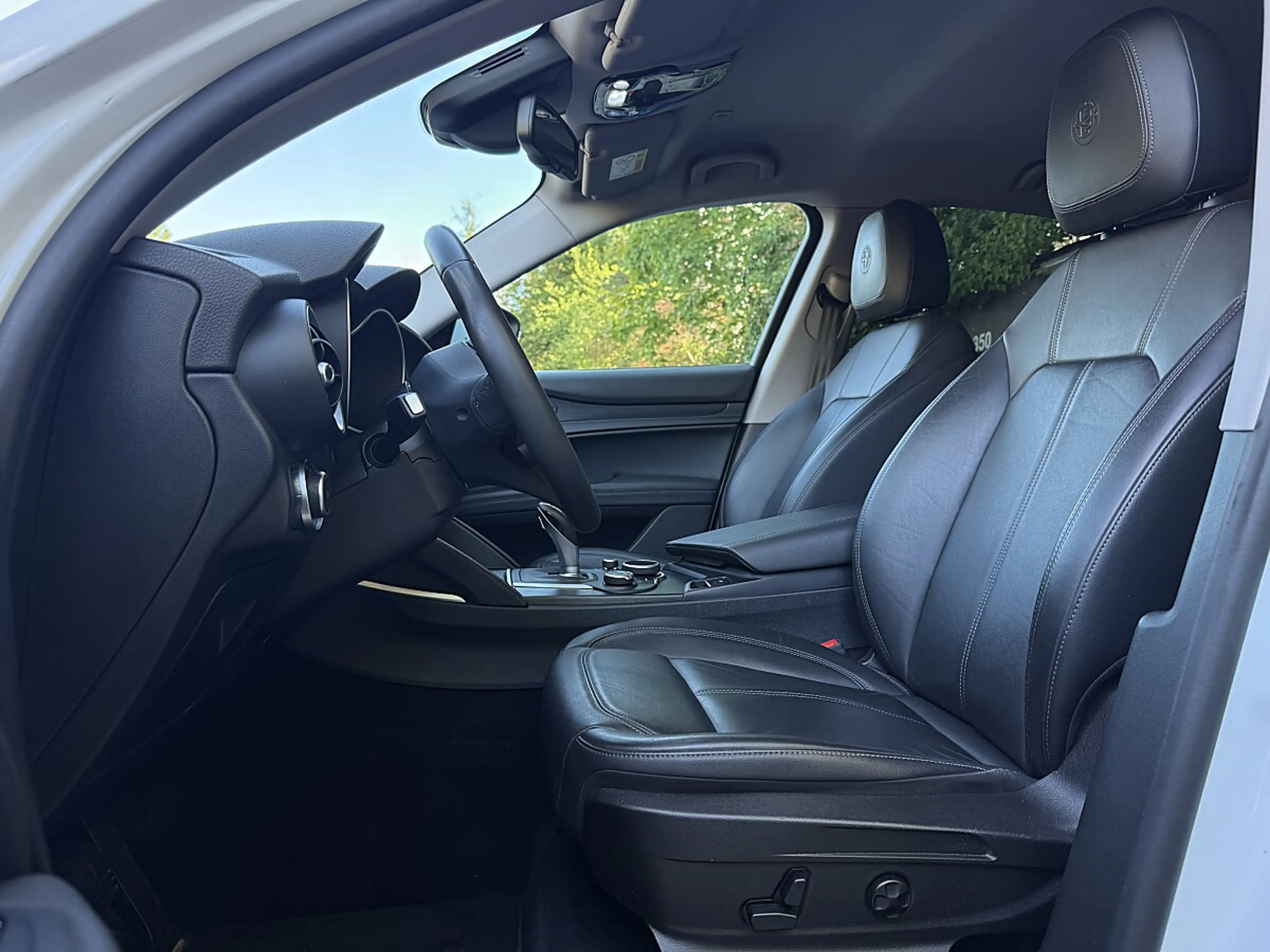 Alfa Romeo Stelvio Super 2,0 ATX AWD Q4 — photo 11