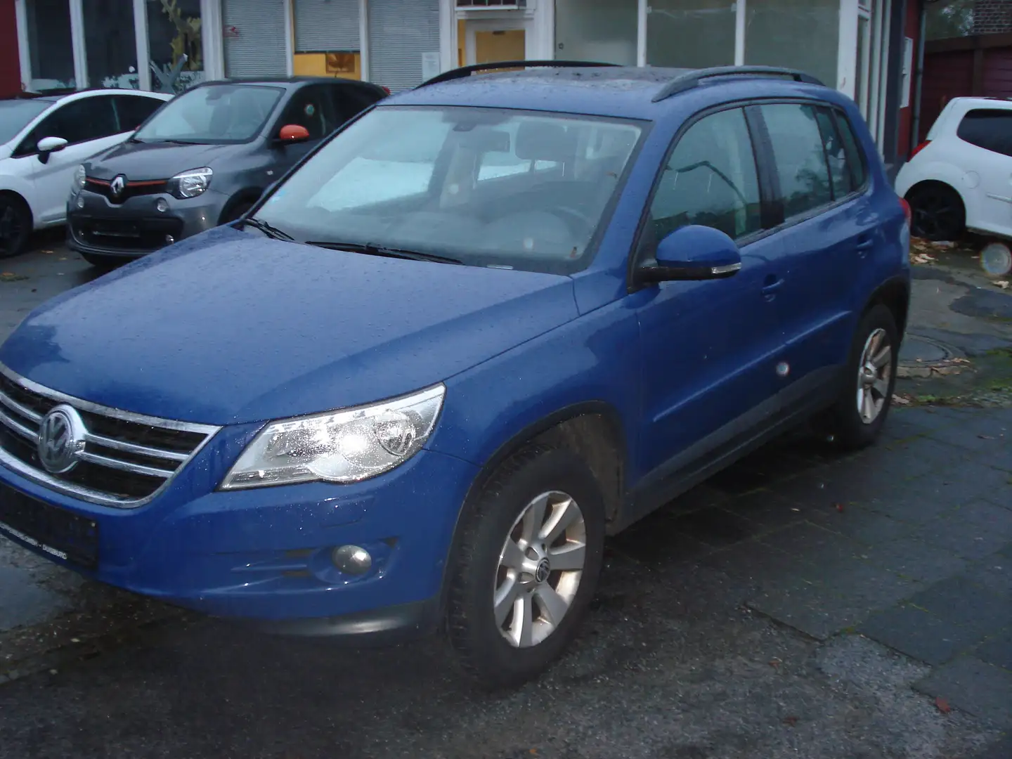 Volkswagen Tiguan Track | Automatik - Zahnr. gemacht- gepfl. Blau - 1