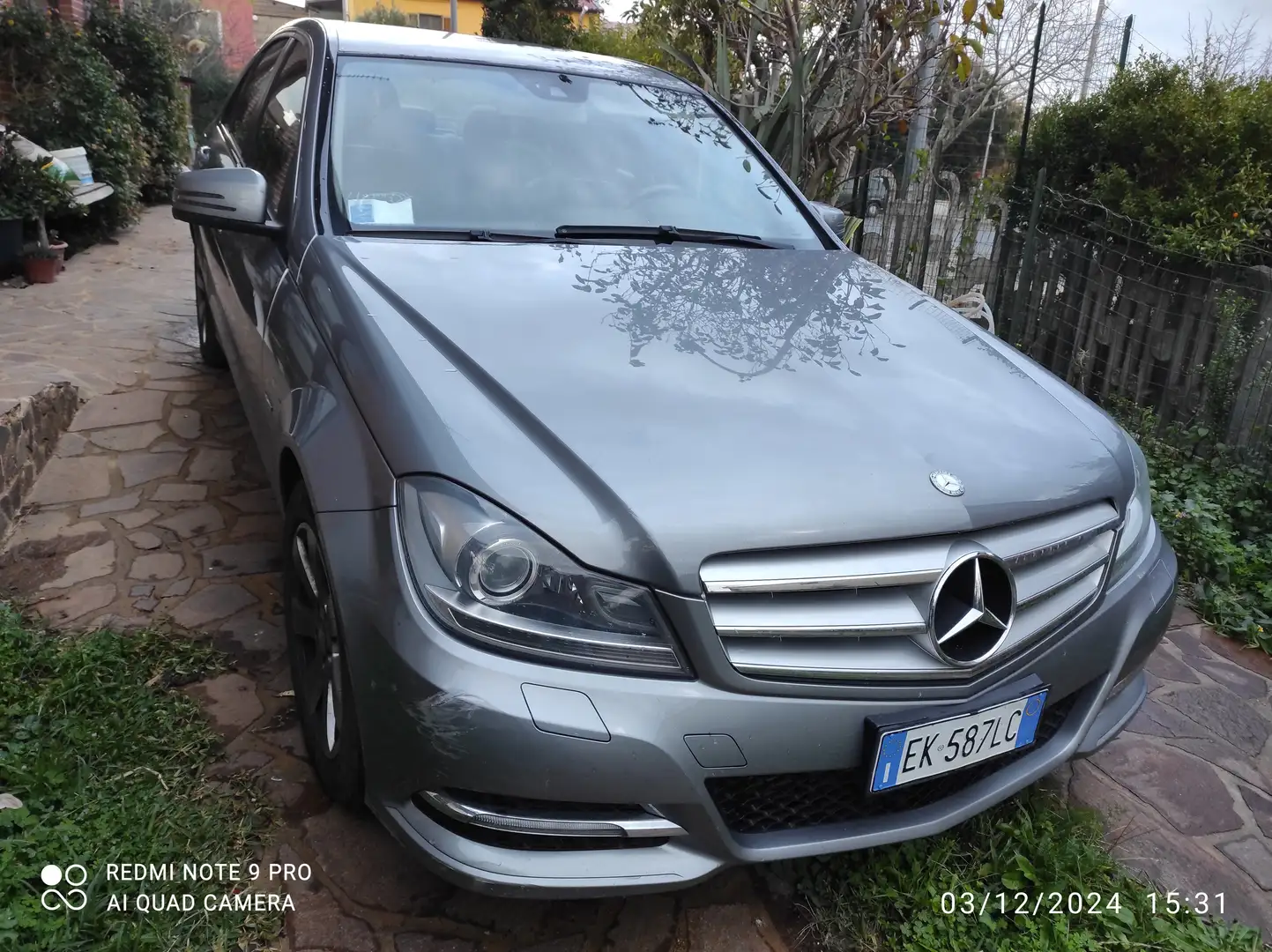 Mercedes-Benz C 200 Classe C - W204 2011 Berlina cdi (be) Executive Gris - 1