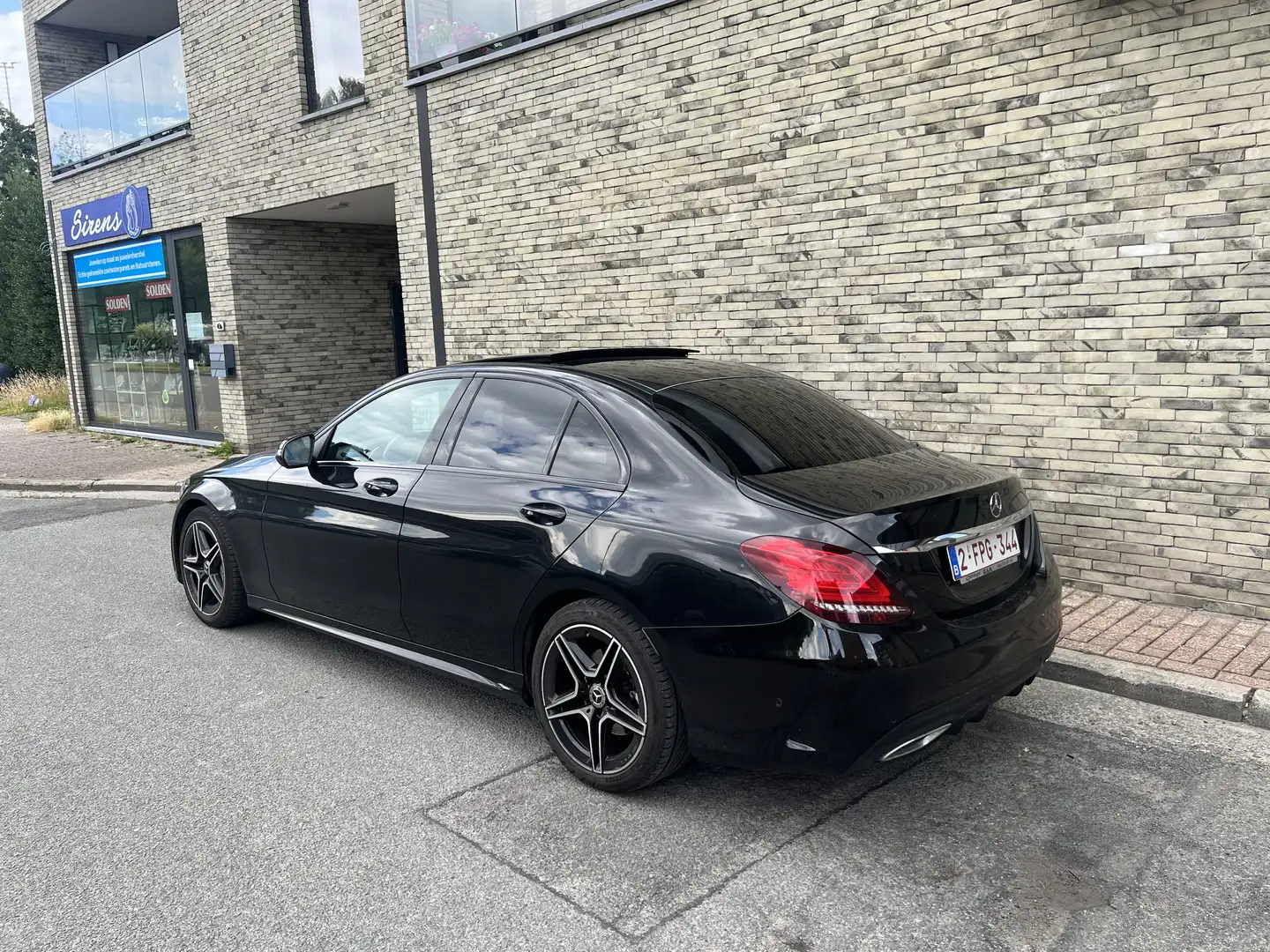 Mercedes-Benz C 200 d 9G-TRONIC AMG Line - 1