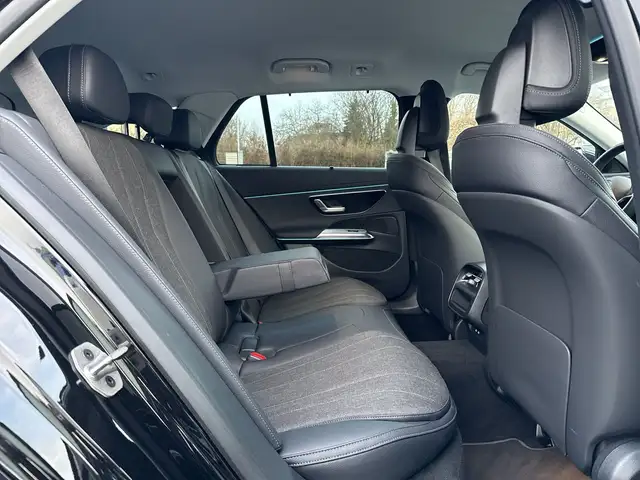 Mercedes-Benz E 300 de 4MATIC T-Modell mit EQ Hybrid Technologie Ansicht 19