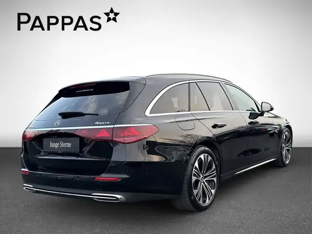 Mercedes-Benz E 300 de 4MATIC T-Modell mit EQ Hybrid Technologie Ansicht 6