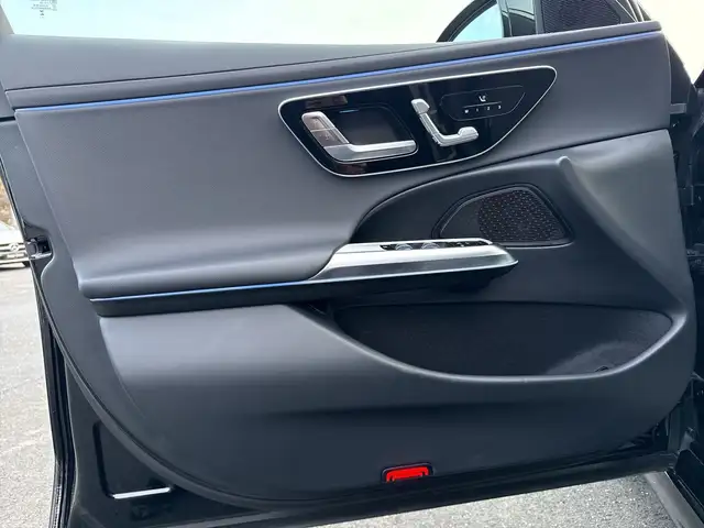 Mercedes-Benz E 300 de 4MATIC T-Modell mit EQ Hybrid Technologie Ansicht 11