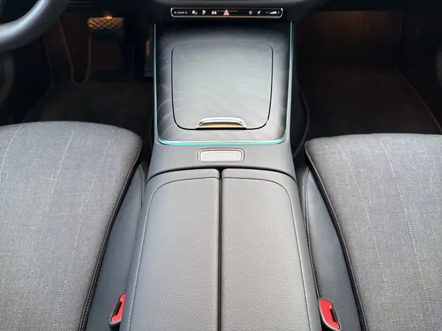 Mercedes-Benz E 300 de 4MATIC T-Modell mit EQ Hybrid Technologie Ansicht 17