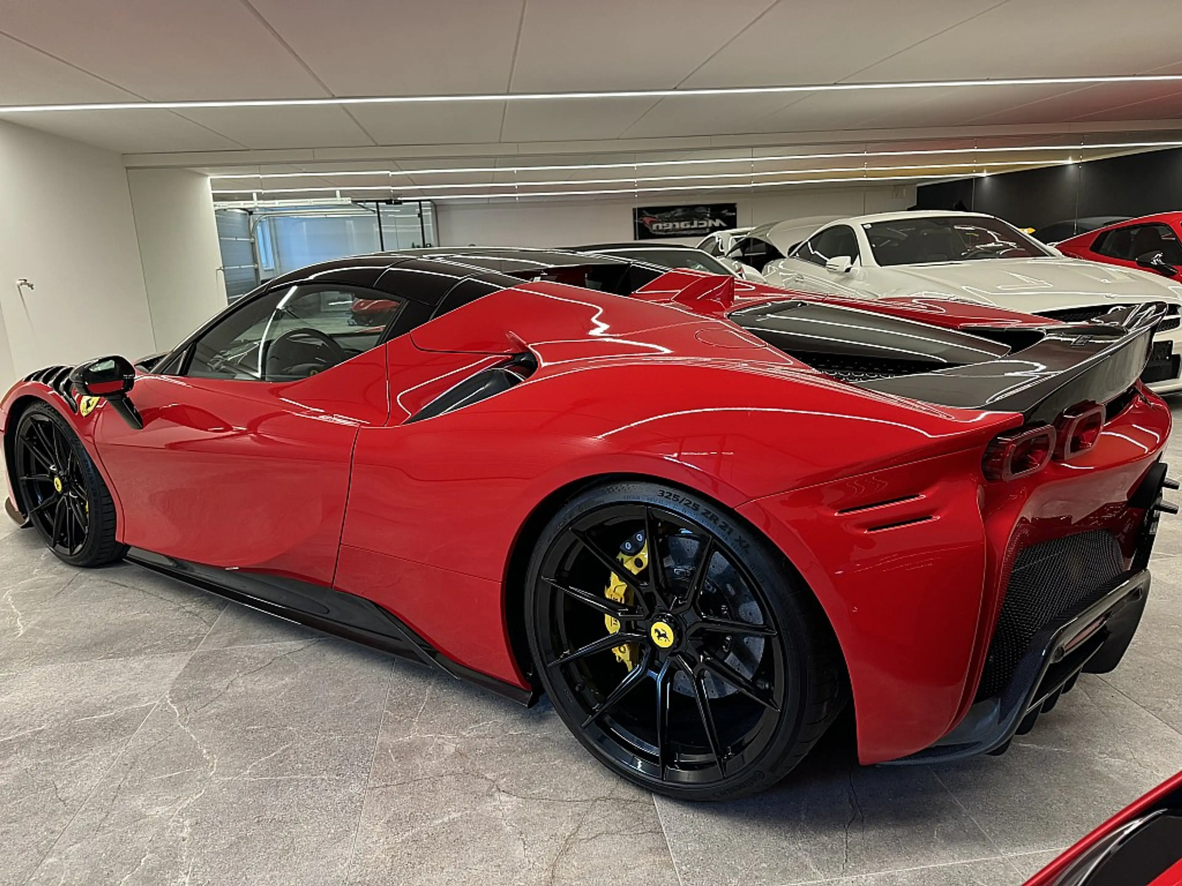 Ferrari SF90 Spider 1of 1 Novitec Netto 619.990€ Carbon Voll — photo 5