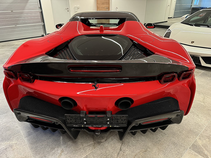 Ferrari SF90 Spider 1of 1 Novitec Netto 619.990€ Carbon Voll — photo 6