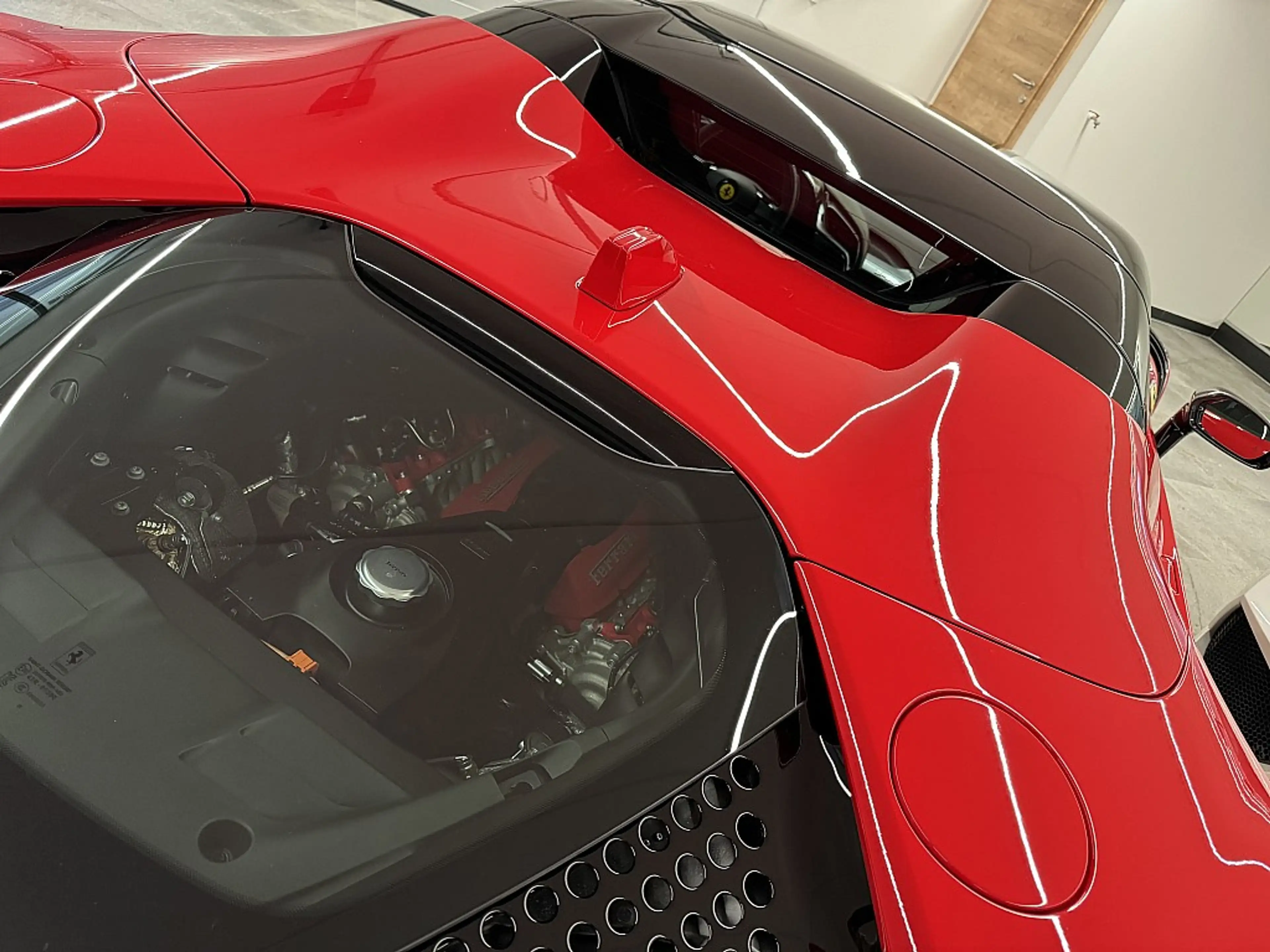 Ferrari SF90 Spider 1of 1 Novitec Netto 619.990€ Carbon Voll — photo 11