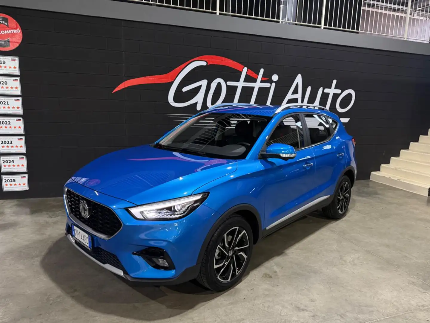 MG ZS LUXURY PARI AL NUOVO IN SEDE PRONTA CONSEGNA Azul - 1