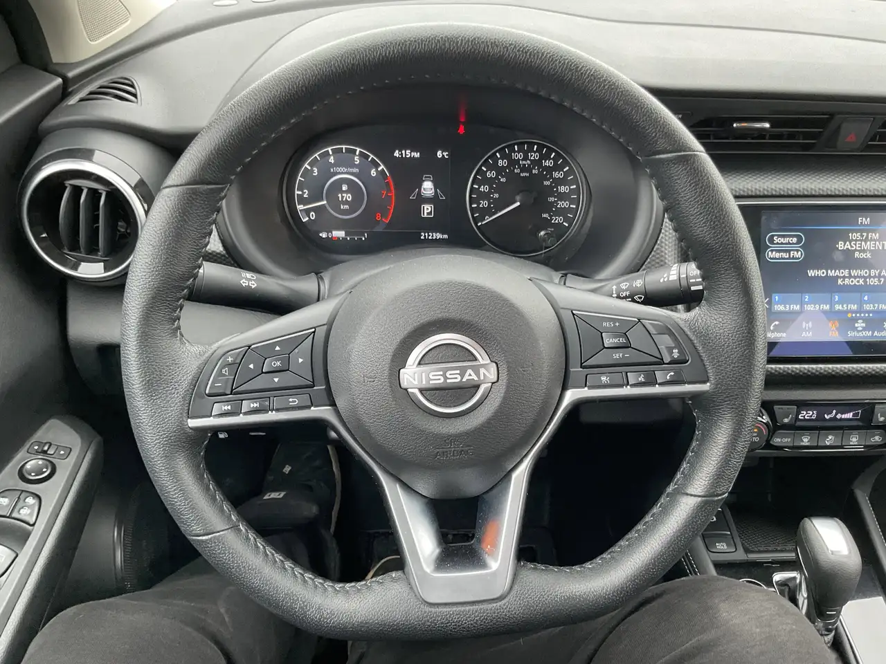 Nissan Kicks снимка Nissan Kicks