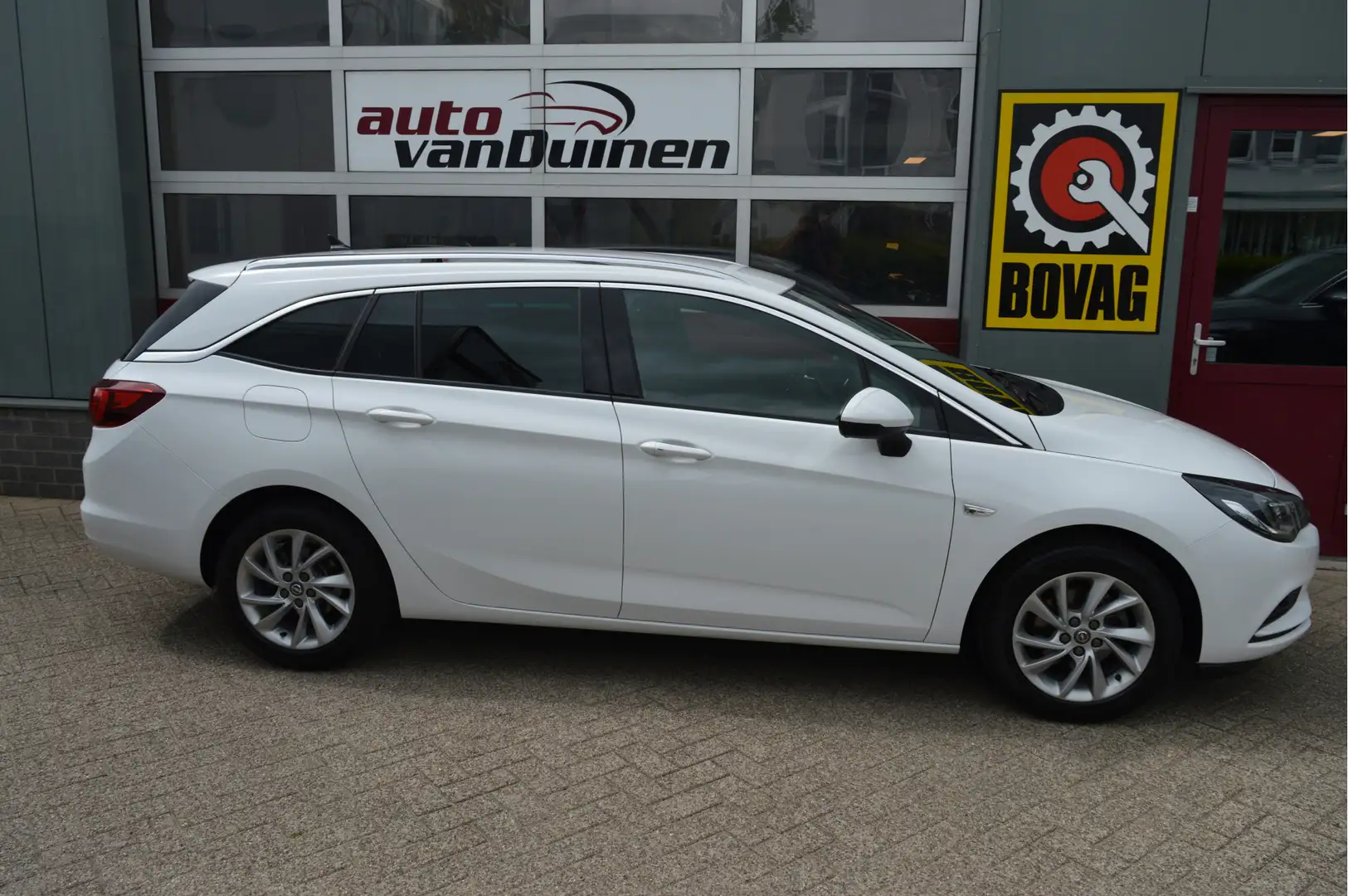 Opel Astra Sports Tourer 1.4 Turbo Business Executive O.a: Ha Wit - 2