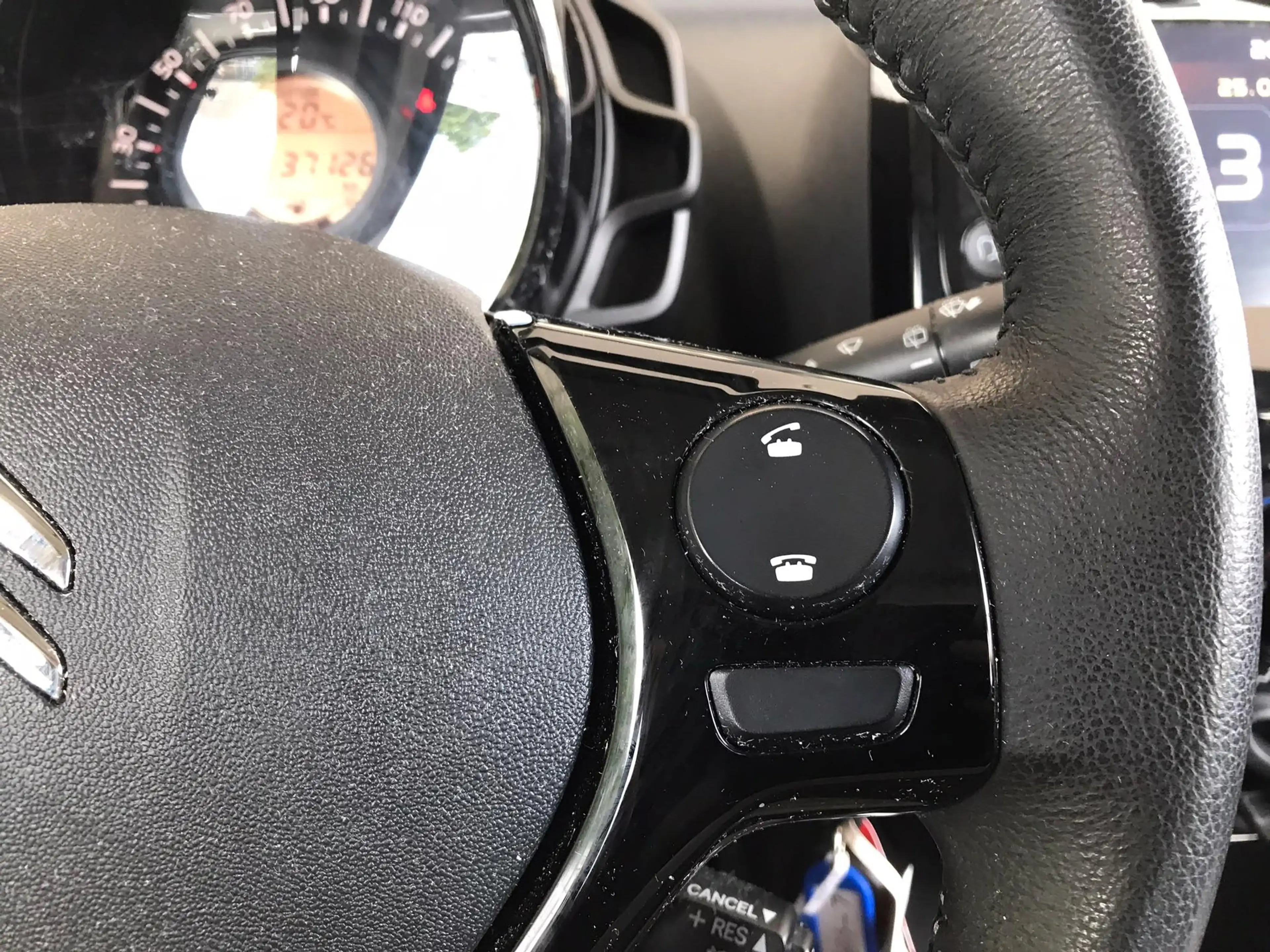 Citroen C1 1.0 VTi Shine Achteruitrijcamera — photo 10