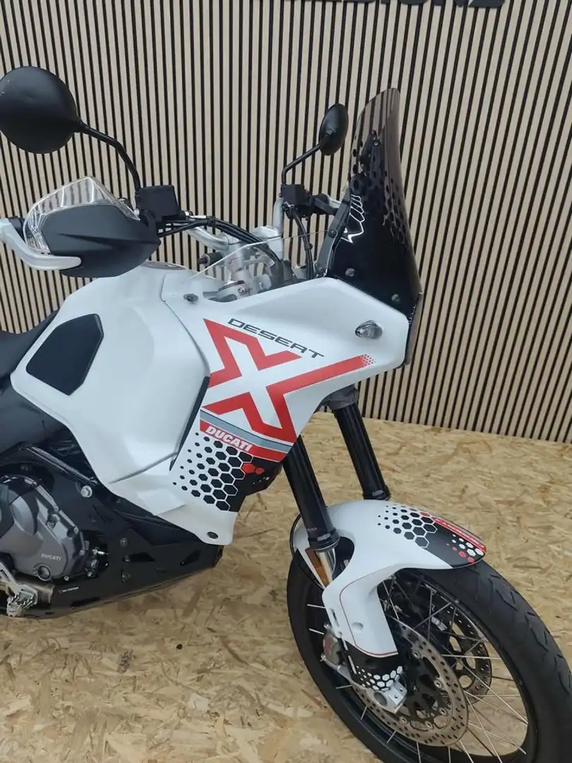 Ducati DesertX Blanc - 2