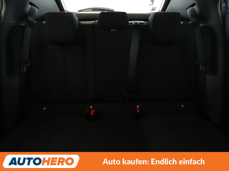 Peugeot e-2008 electric drive 100 kW e Active Aut.*TEMPO*PDC*SHZ* — photo 15