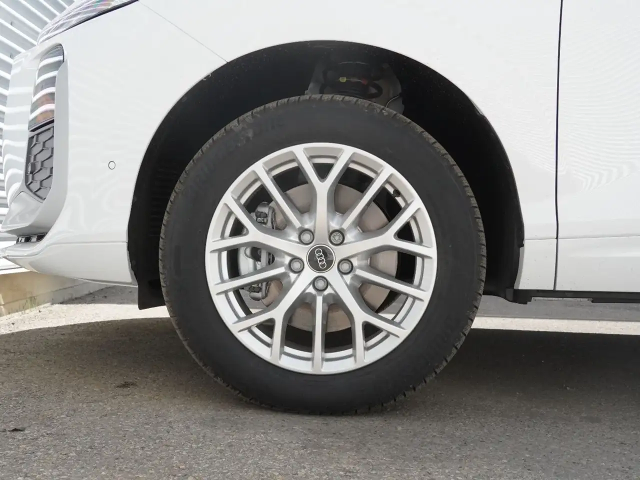 Audi Q3 снимка Audi Q3