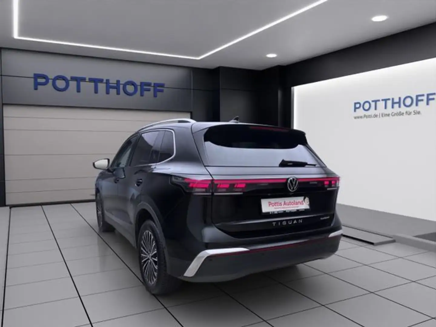 Volkswagen Tiguan 1.5 TSI eHybrid DSG ELEGANCE NAVI AHK KAM Schwarz - 2