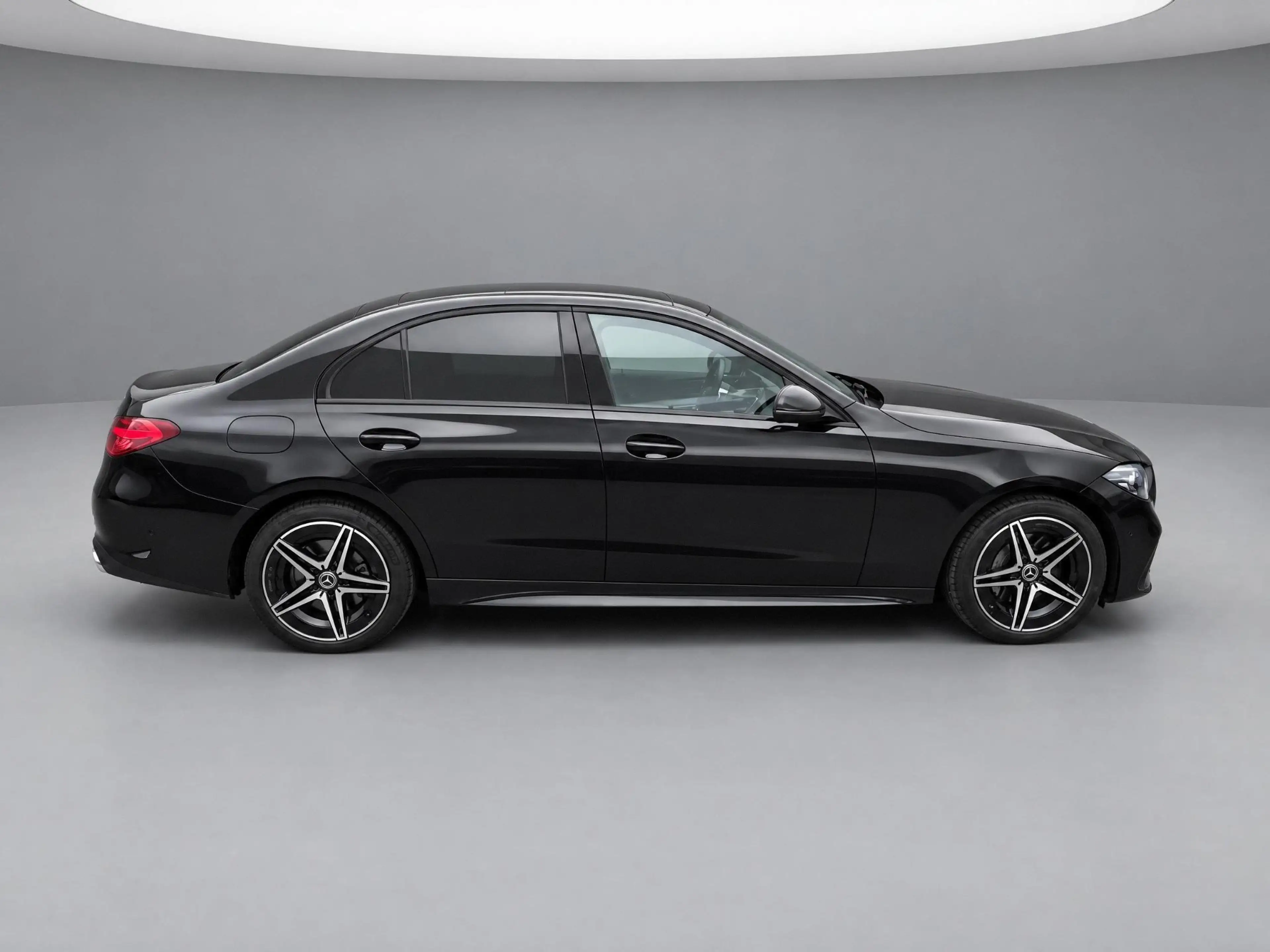 Mercedes-Benz C 300 e AMG Line | Panoramadak | Nightpakket | — photo 4