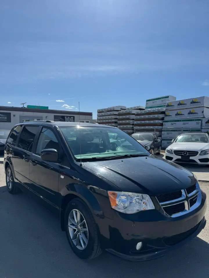 Dodge Grand Caravan снимка Dodge Grand Caravan