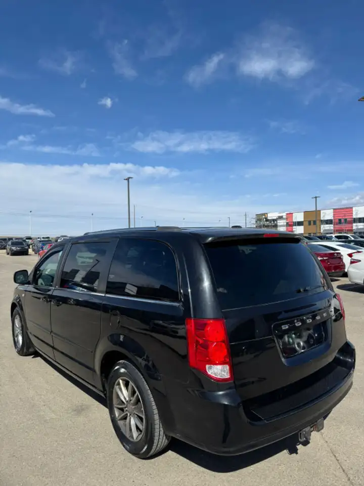 Dodge Grand Caravan снимка Dodge Grand Caravan