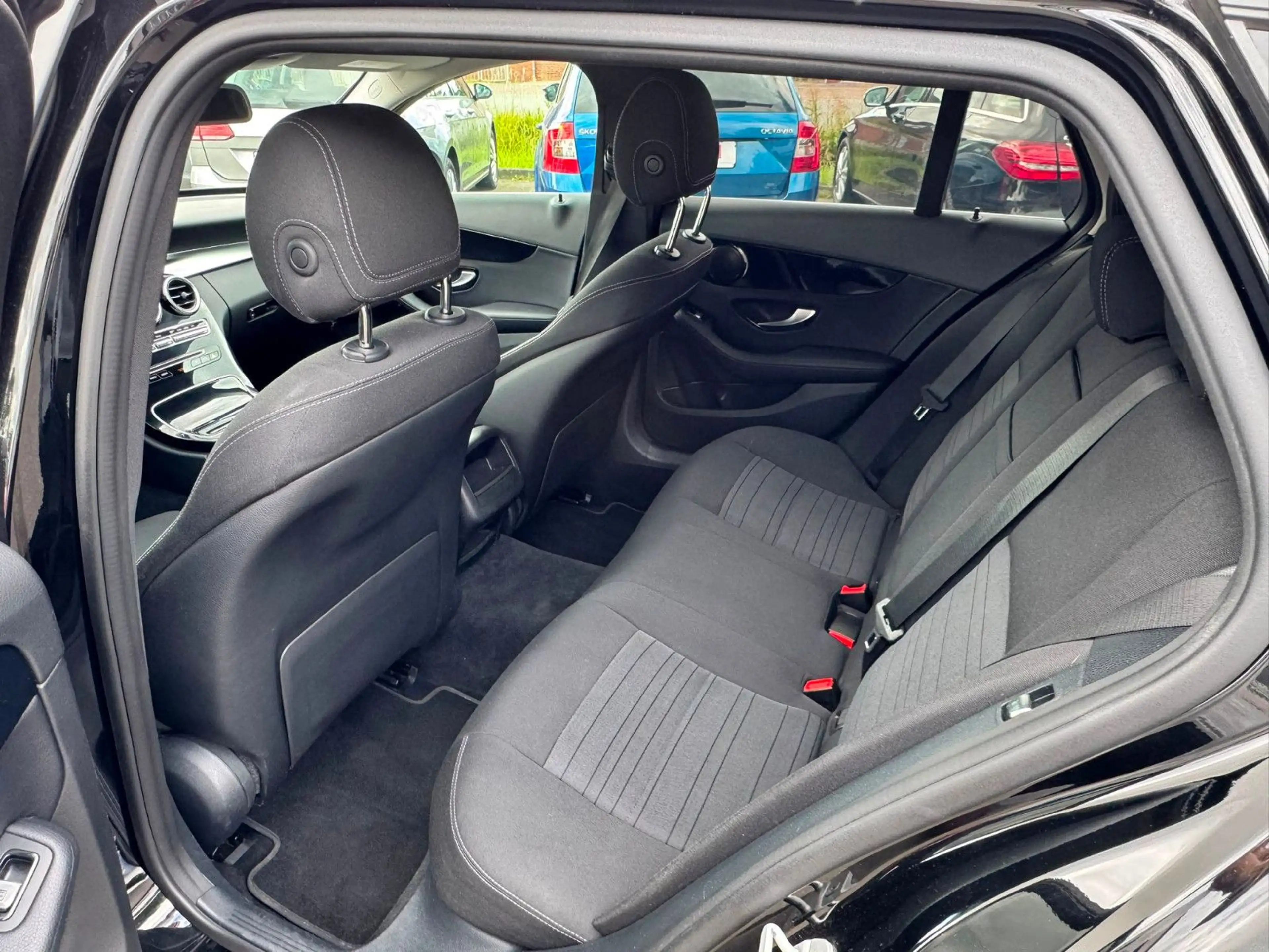Mercedes-Benz C 200 T-Modell HU+SERVICE NEU/AHK/TEMPOMAT/NAVI — photo 11