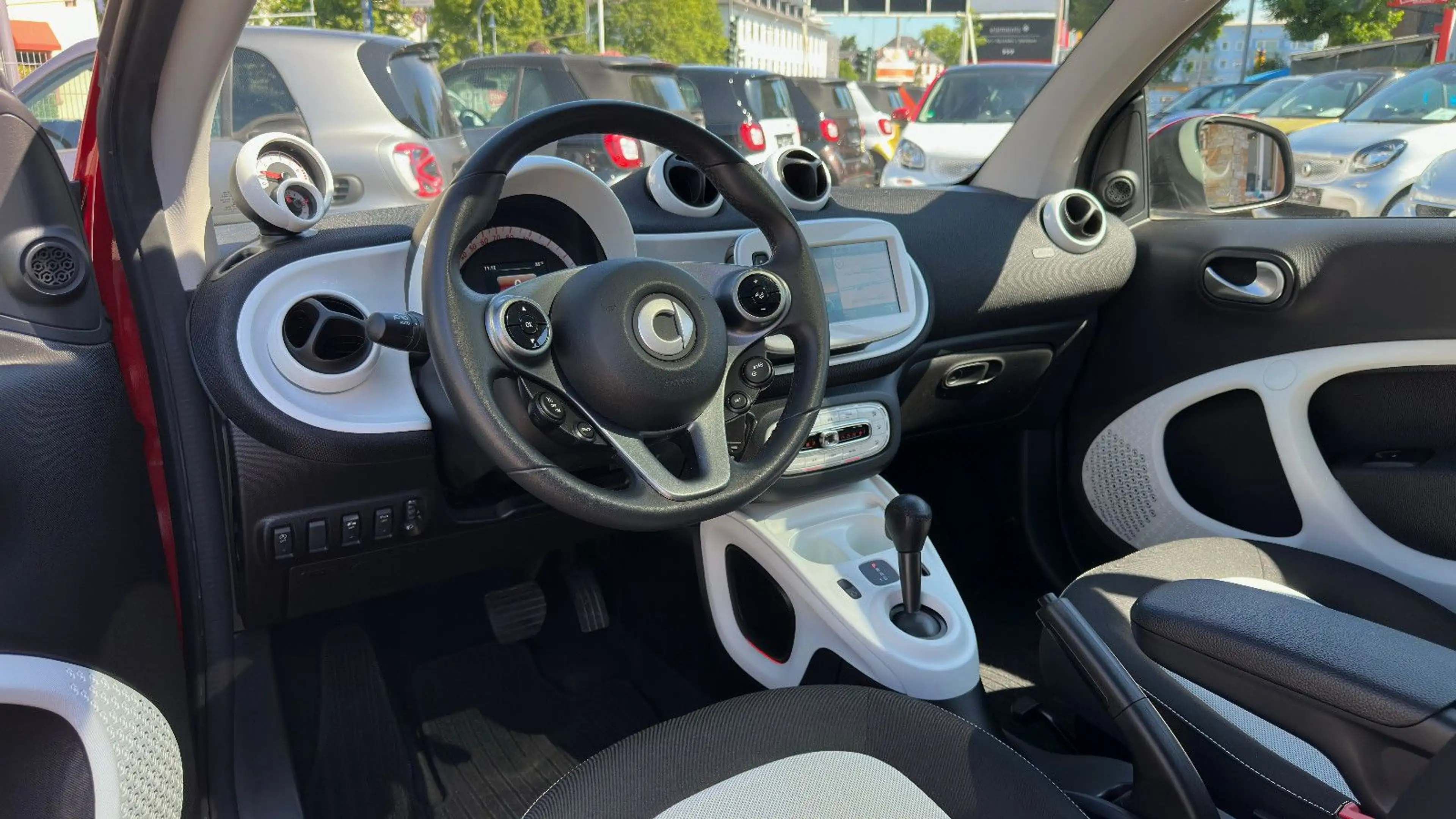smart forTwo Coupé TURBO DCT WHITE & RED EDITION! NUR 34 TKM! — photo 4