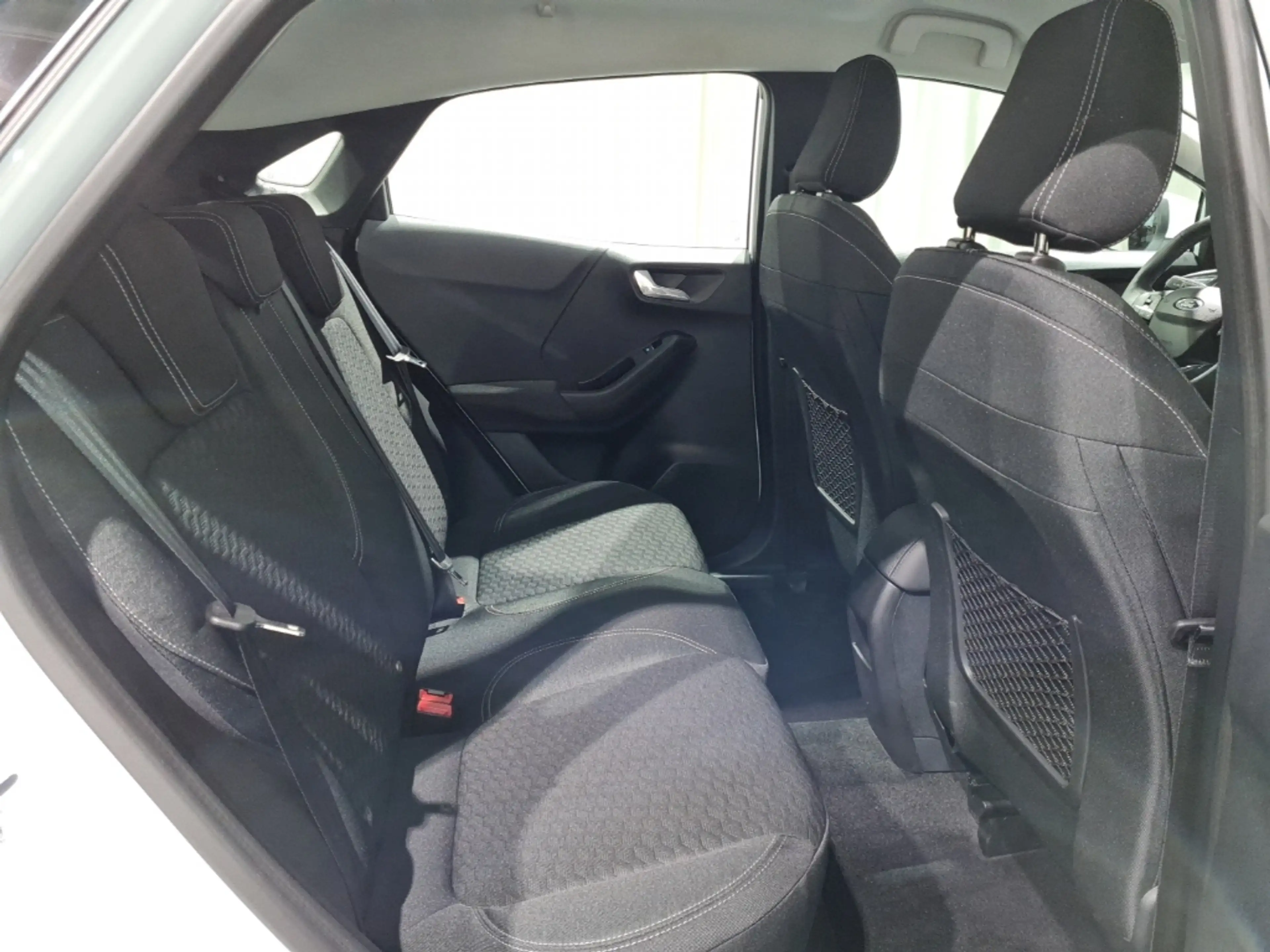 Ford Puma 1.0 MHEV Titanium*SITZHZG*NAVI*TEMPOMAT* — photo 8