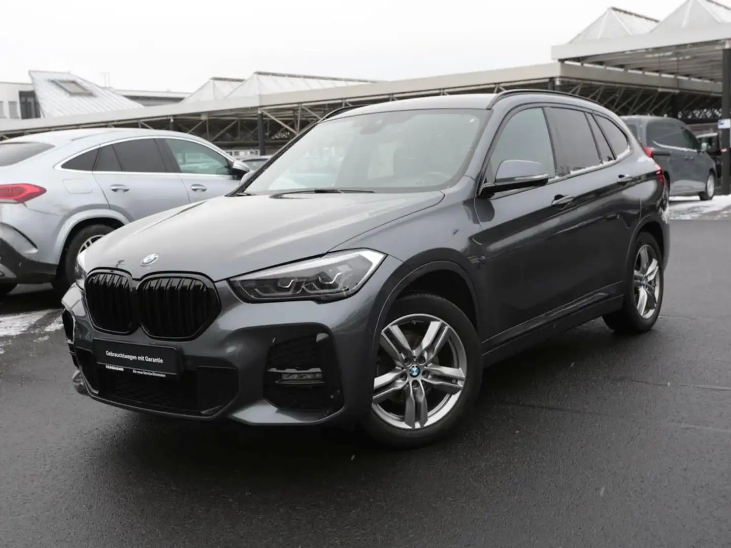 BMW X1 sDrive18d M Sport Navi Kamera Bremsassistent Grau - 1