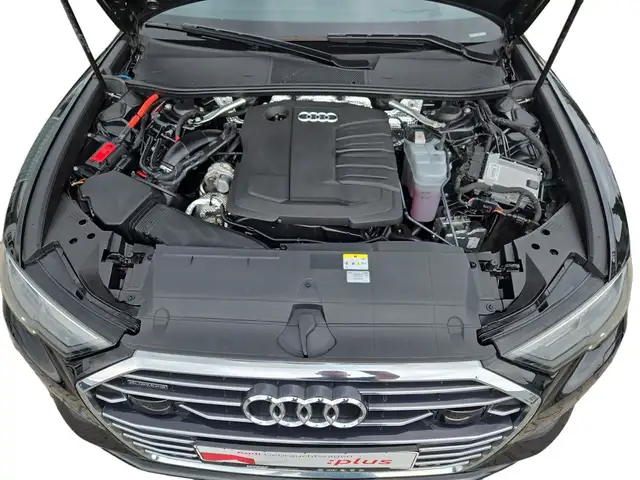 Audi A6 view 12