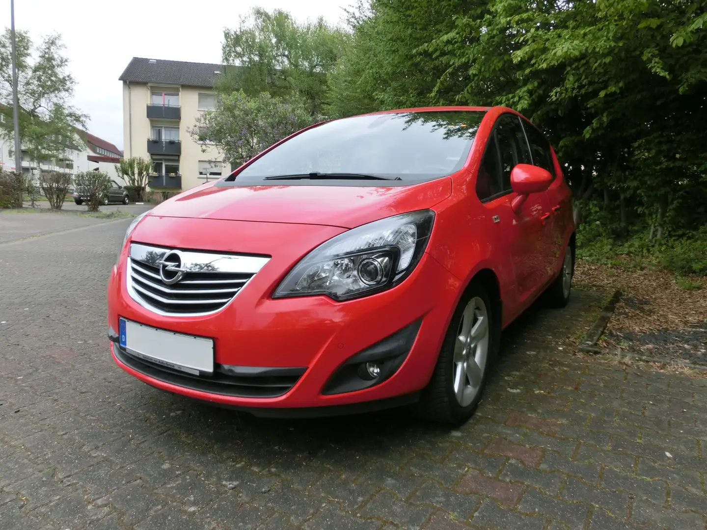 Opel Meriva Innovation Rot - 2