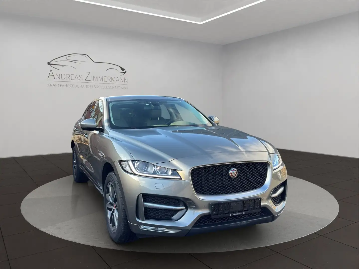 Jaguar F-Pace F-PACE 25d R-Sport AWD WENIG KILOMETER Gris - 2