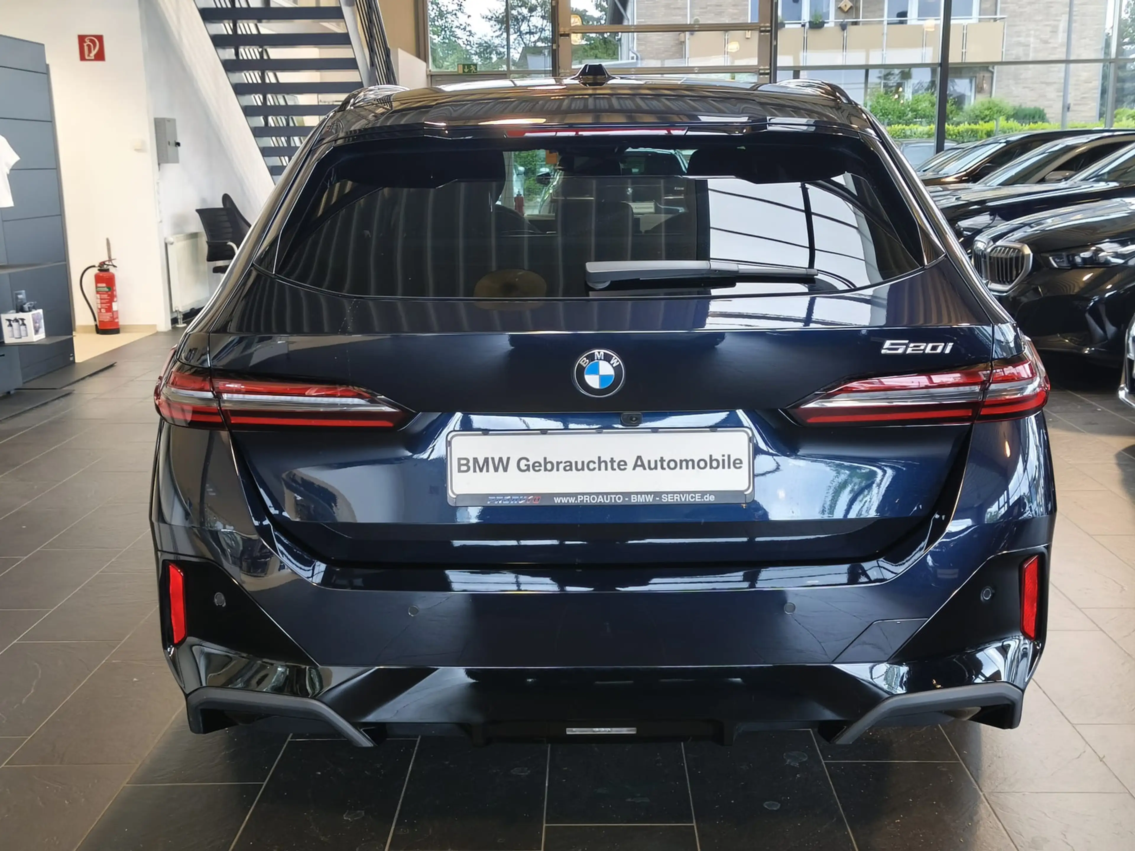 BMW 520 i Tour.M Sport Pro AHK/HUD/Pano/360°/B&W — photo 5