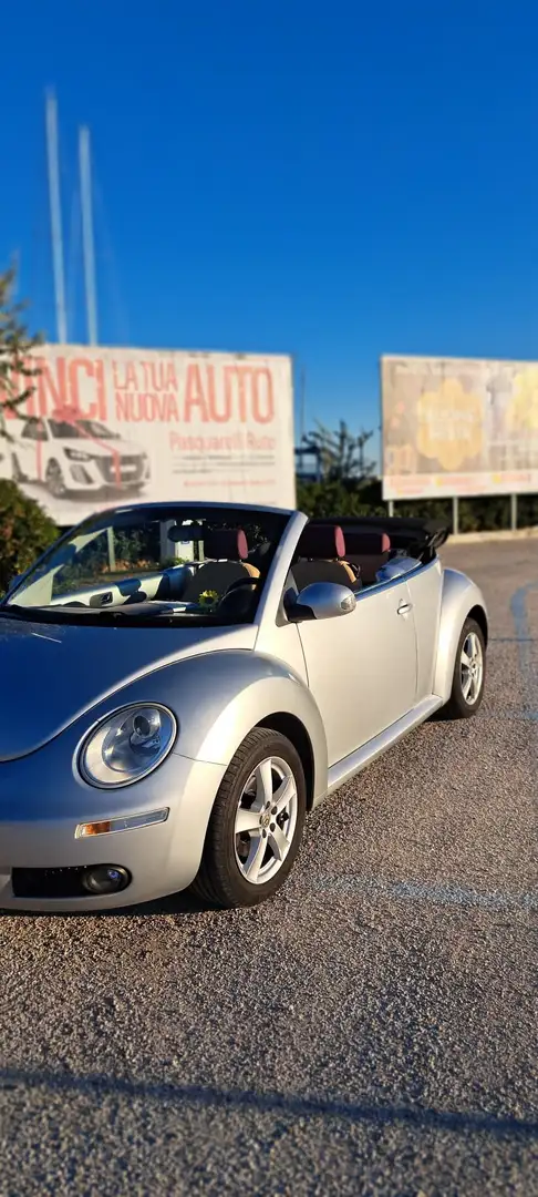 Volkswagen New Beetle Cabrio 1.9 tdi 105cv - 2