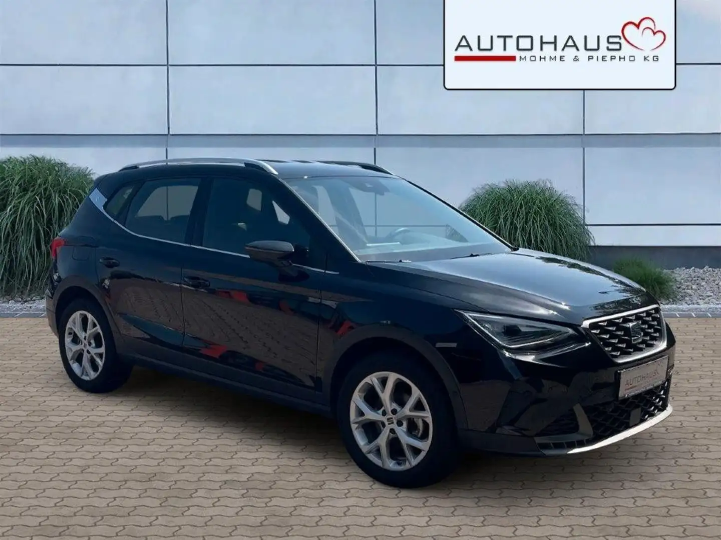 SEAT Arona FR Navi,2-Zonen-Klima Schwarz - 1