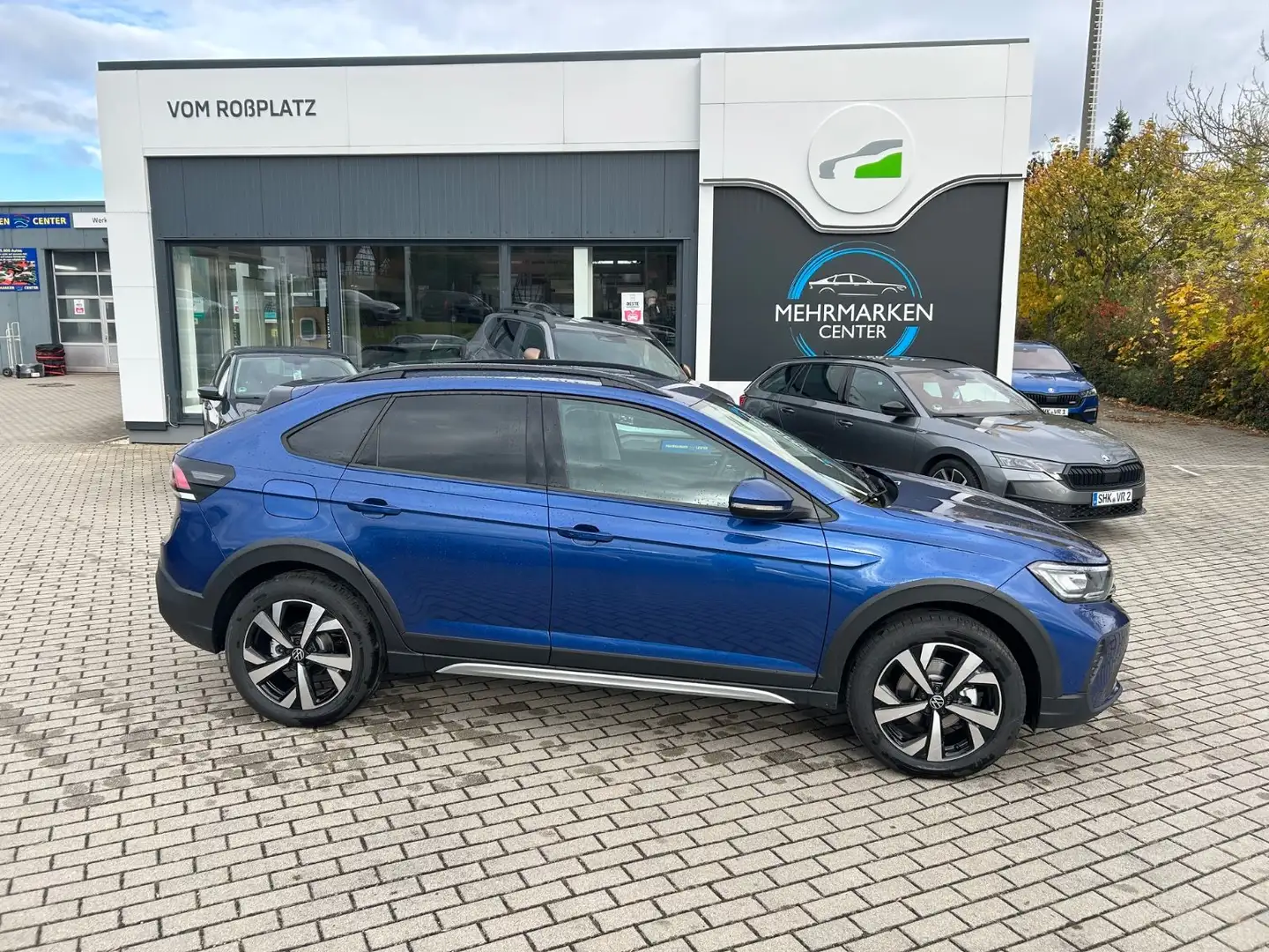 Volkswagen Taigo Life Blau - 2