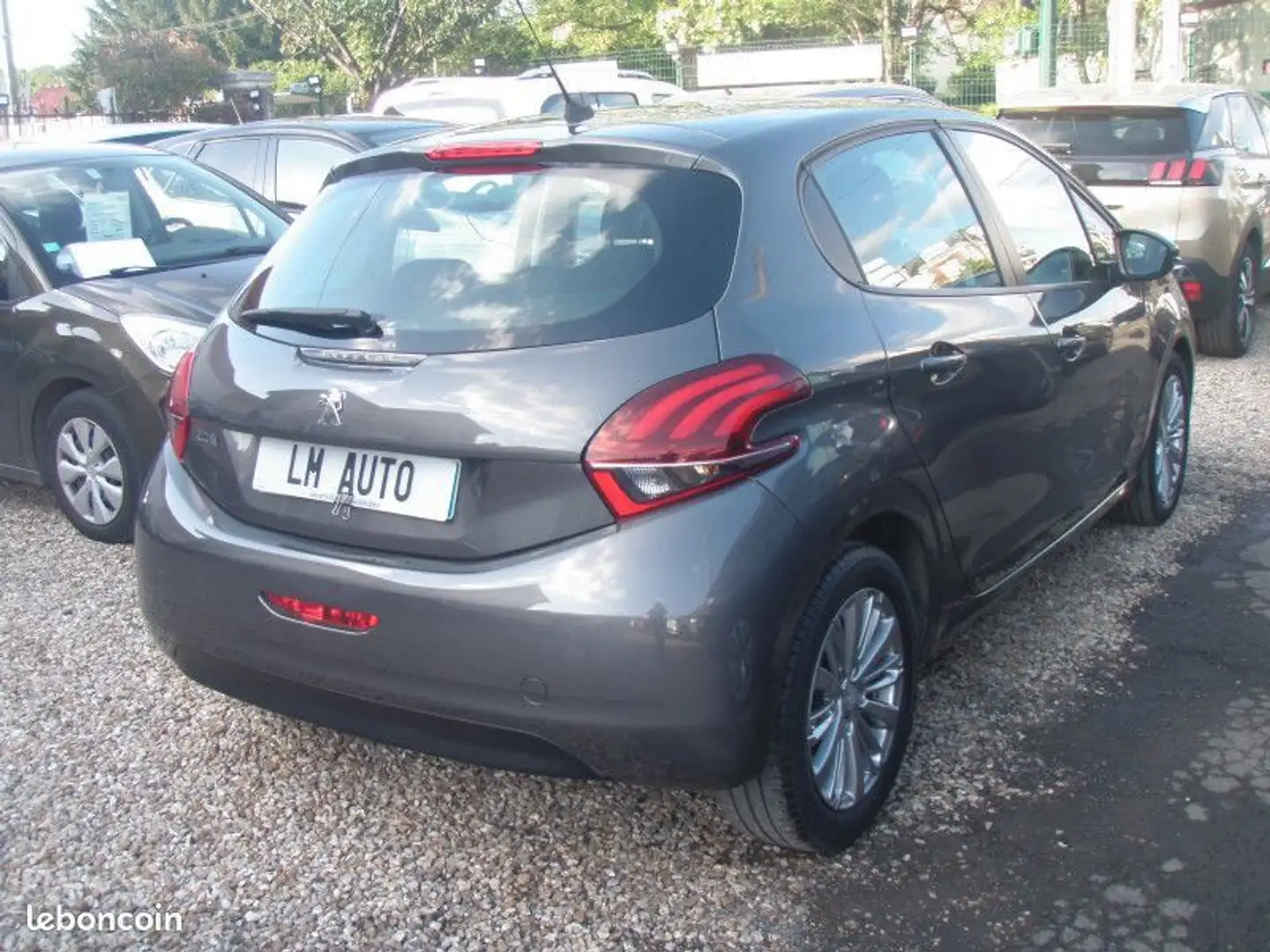 Peugeot 208 (2) 1.2 82 S&S ACTIVE 5P Grau - 2