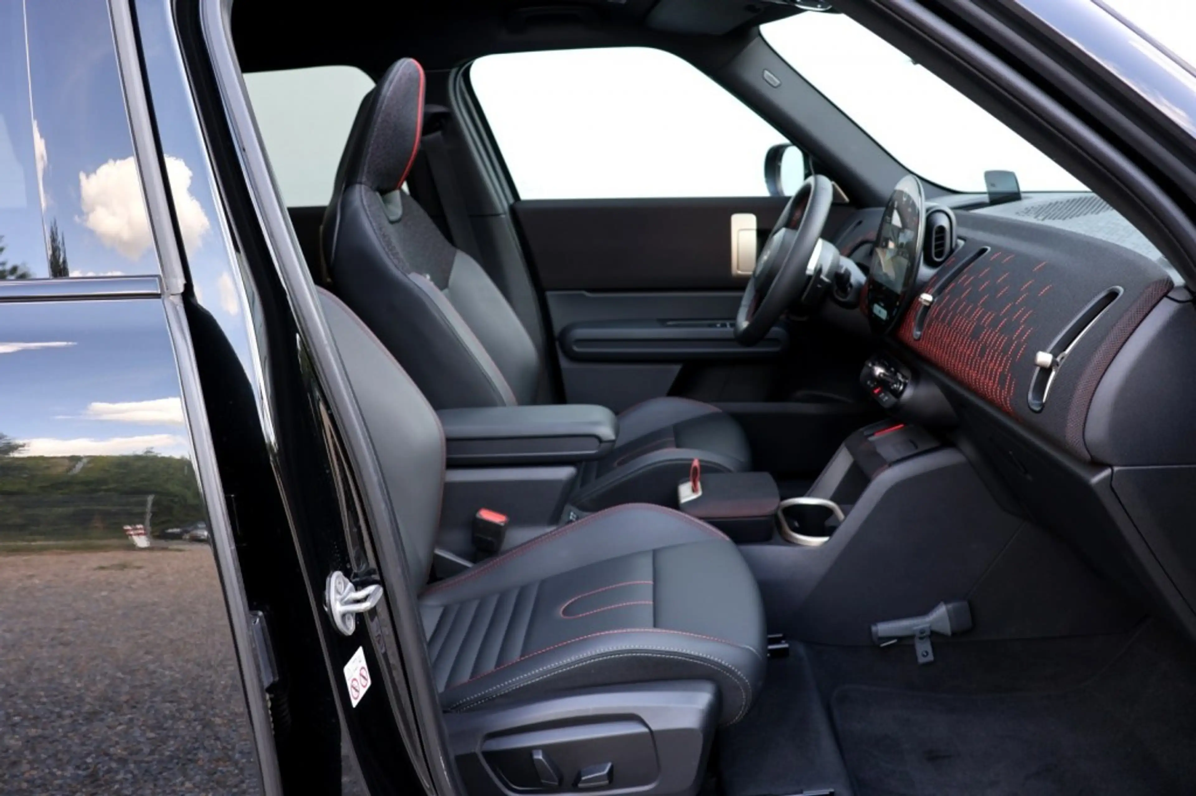 MINI John Cooper Works Countryman 2.0 JCW ALL4 John Cooper Works XL - 300 pk **Pano — photo 12