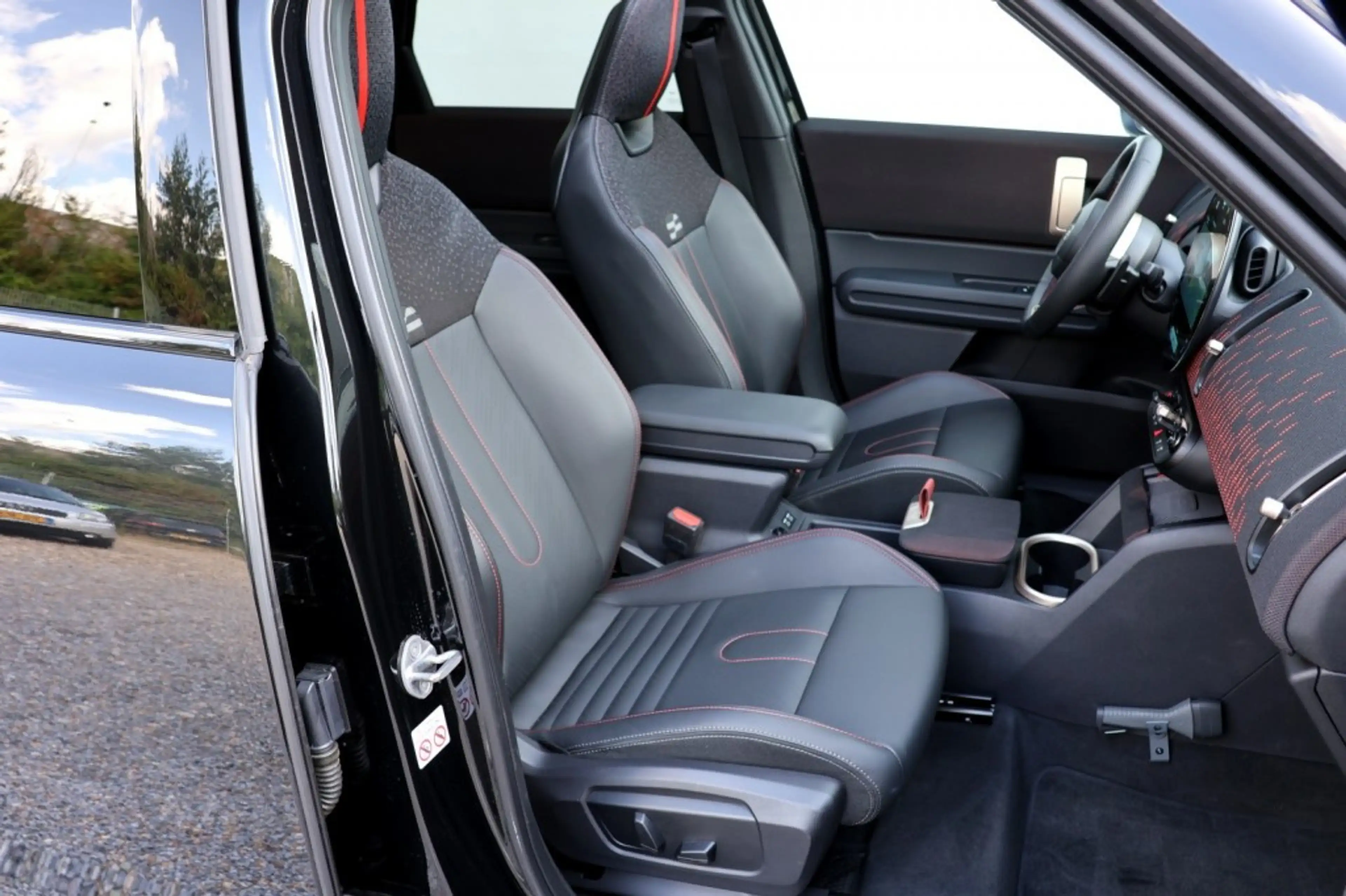 MINI John Cooper Works Countryman 2.0 JCW ALL4 John Cooper Works XL - 300 pk **Pano — photo 11