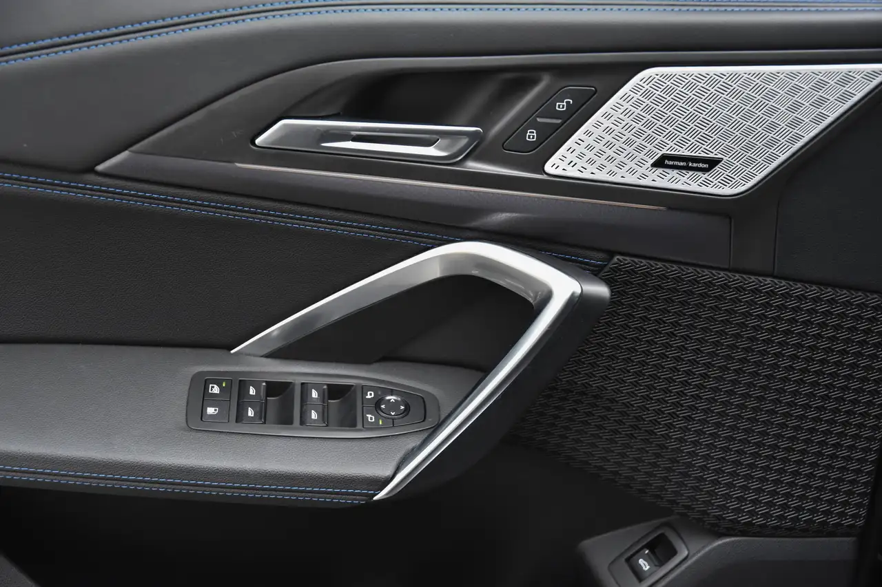 BMW X1 XDRIVE25E PHEV M PACK ***1HD./WIDE SCREEN***, миниатюра 21