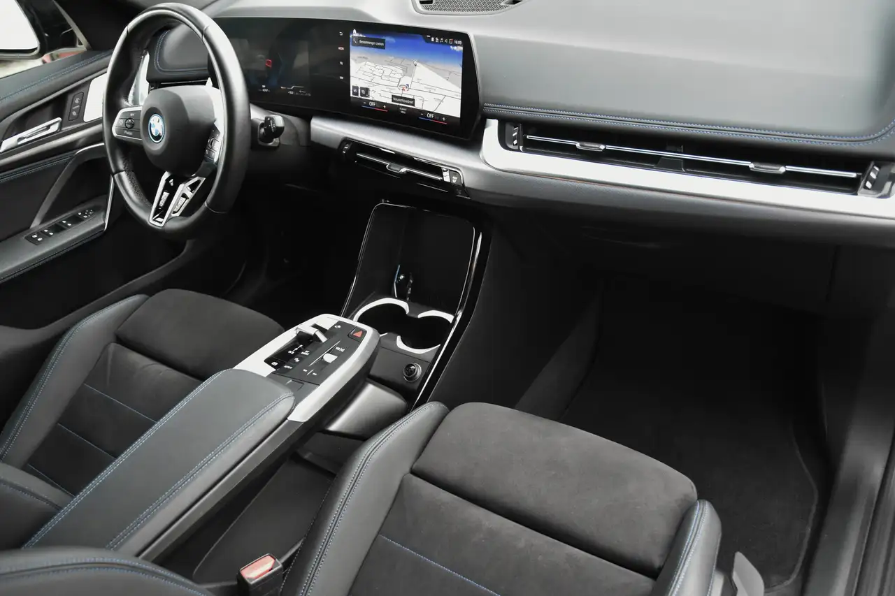 BMW X1 XDRIVE25E PHEV M PACK ***1HD./WIDE SCREEN***, миниатюра 13