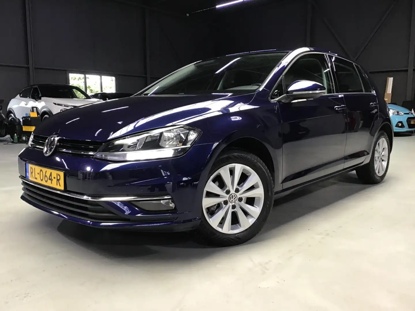 Volkswagen Golf 1.0 TSI Comfortline I 2e Eigen I Navi I Clima I Cr Blu/Azzurro - 2