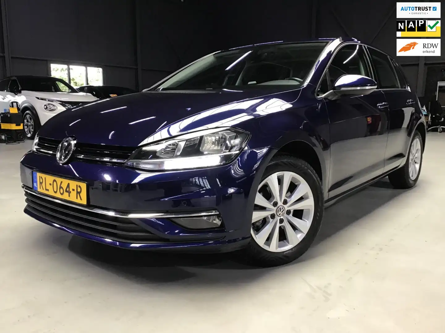 Volkswagen Golf 1.0 TSI Comfortline I 2e Eigen I Navi I Clima I Cr Blu/Azzurro - 1