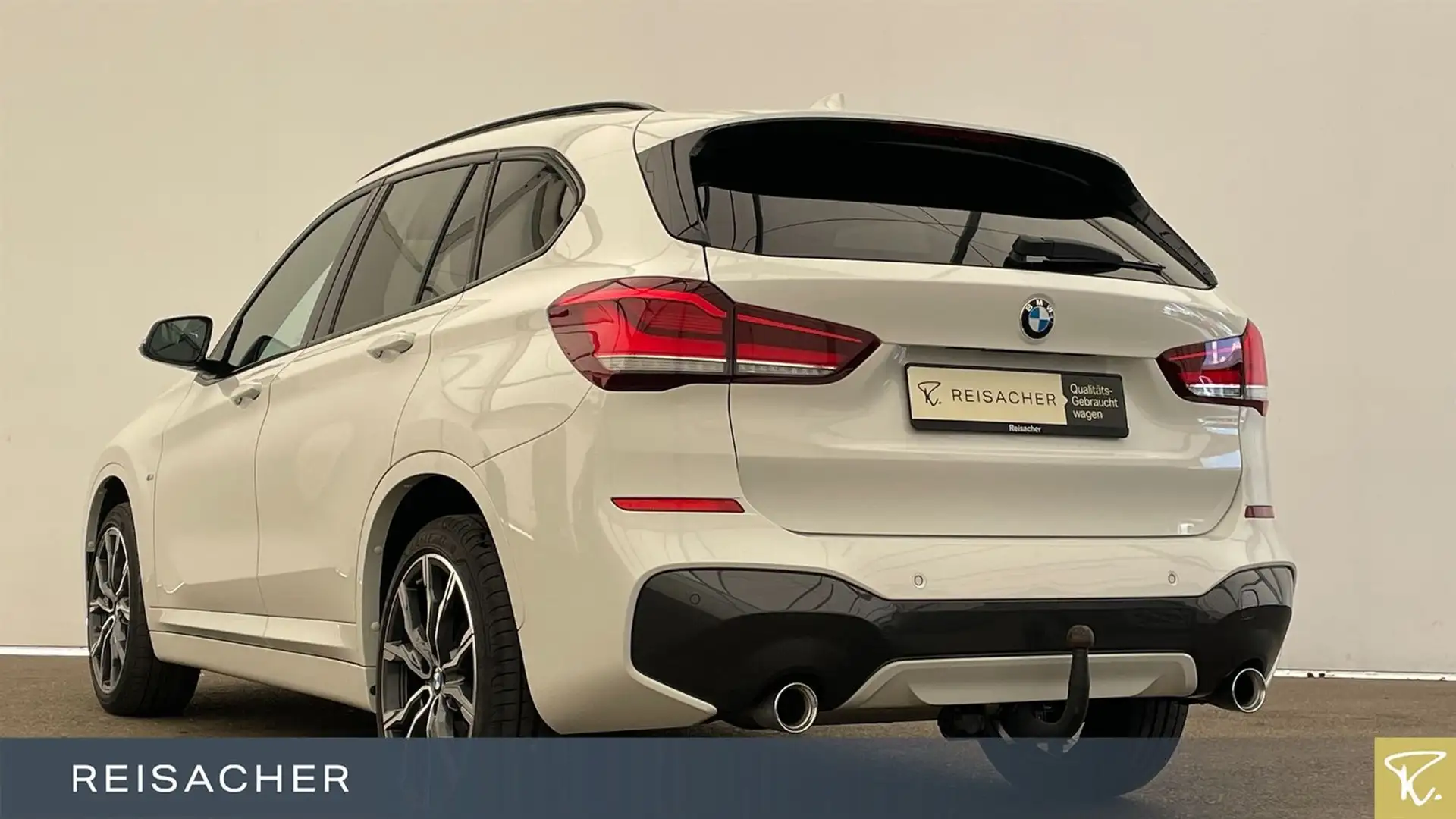 BMW X1 sDr18d A MSport AHK LED KomfortZ PDC HiFi 19" Blanco - 2