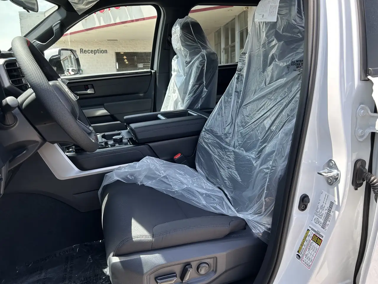 Toyota Tundra снимка Toyota Tundra