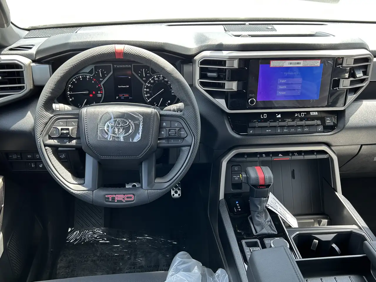 Toyota Tundra снимка Toyota Tundra