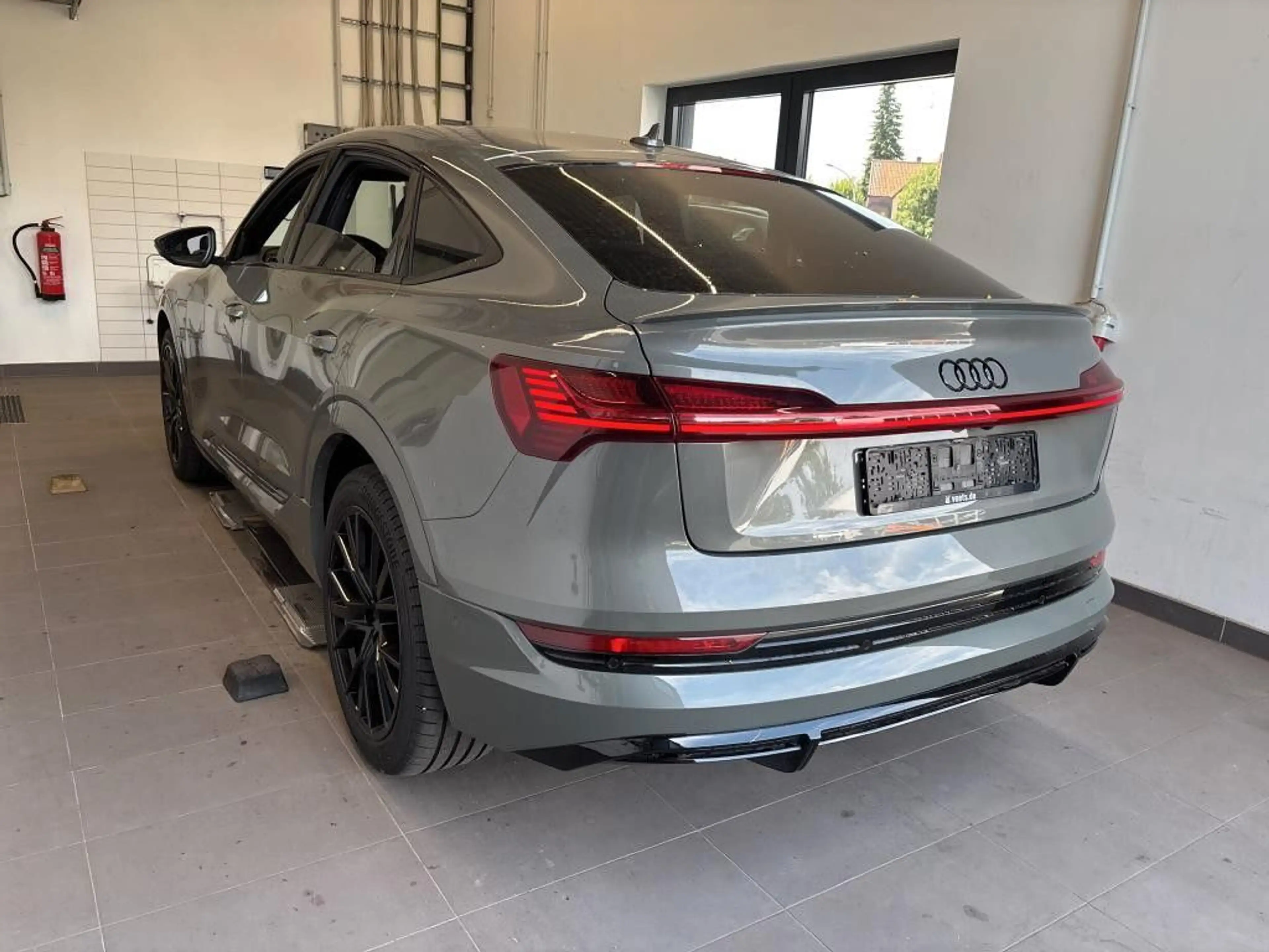 Audi e-tron E-tron Sportback 55 Quattro S-Line*BLACK*PANO* — photo 3