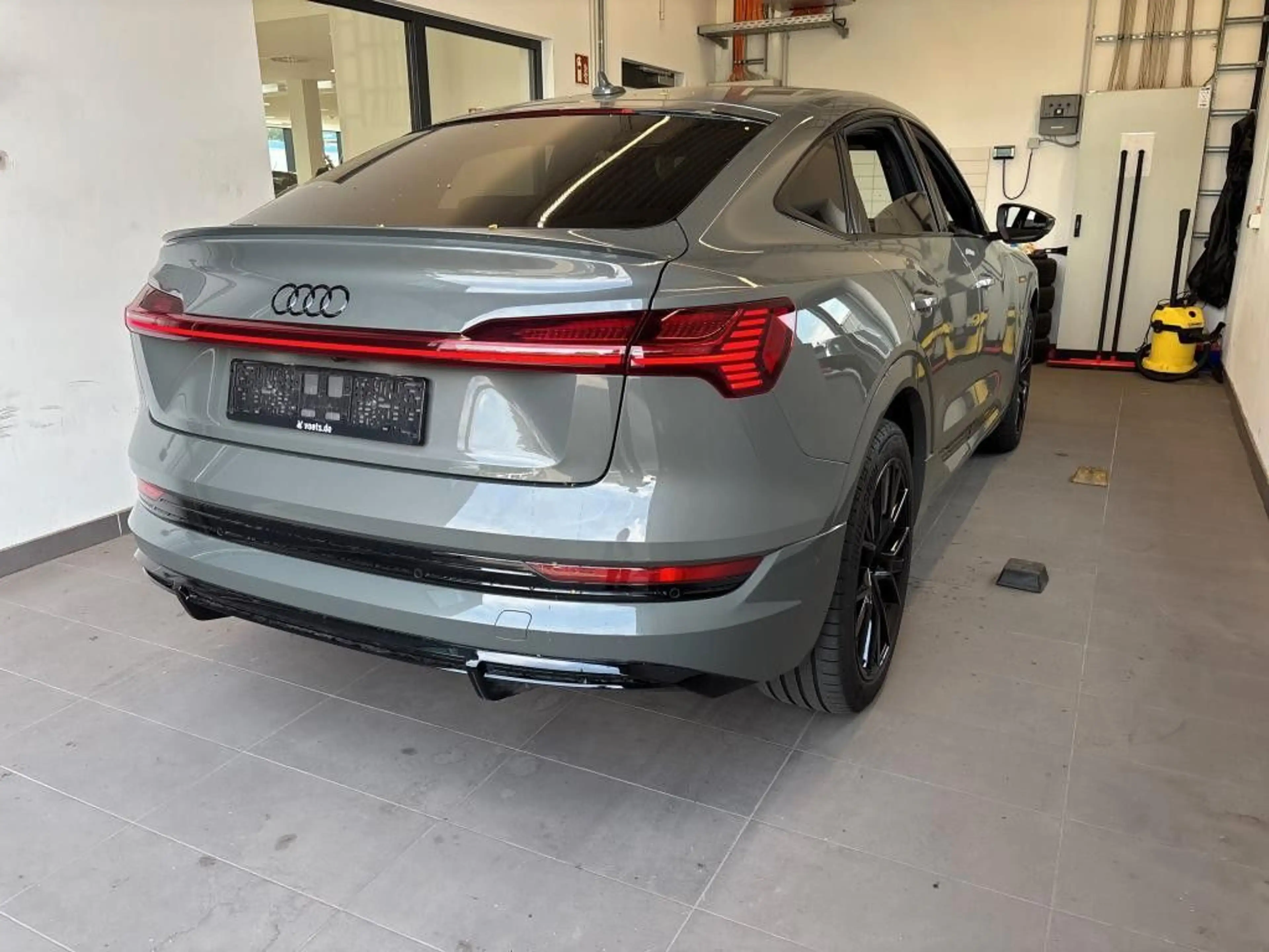 Audi e-tron E-tron Sportback 55 Quattro S-Line*BLACK*PANO* — photo 4