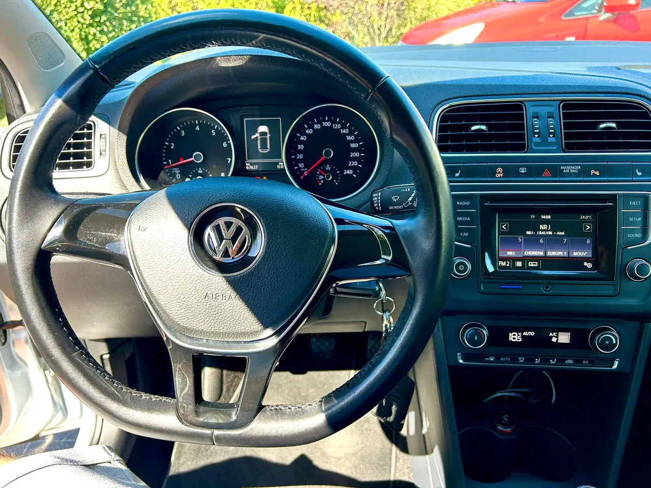 Volkswagen Polo Citadine 5 portes — photo 8
